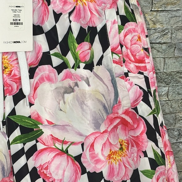 🔥🔥Fashion Nova Men Volley Trunk Size: Medium🔥🔥 - Picture 6 of 10